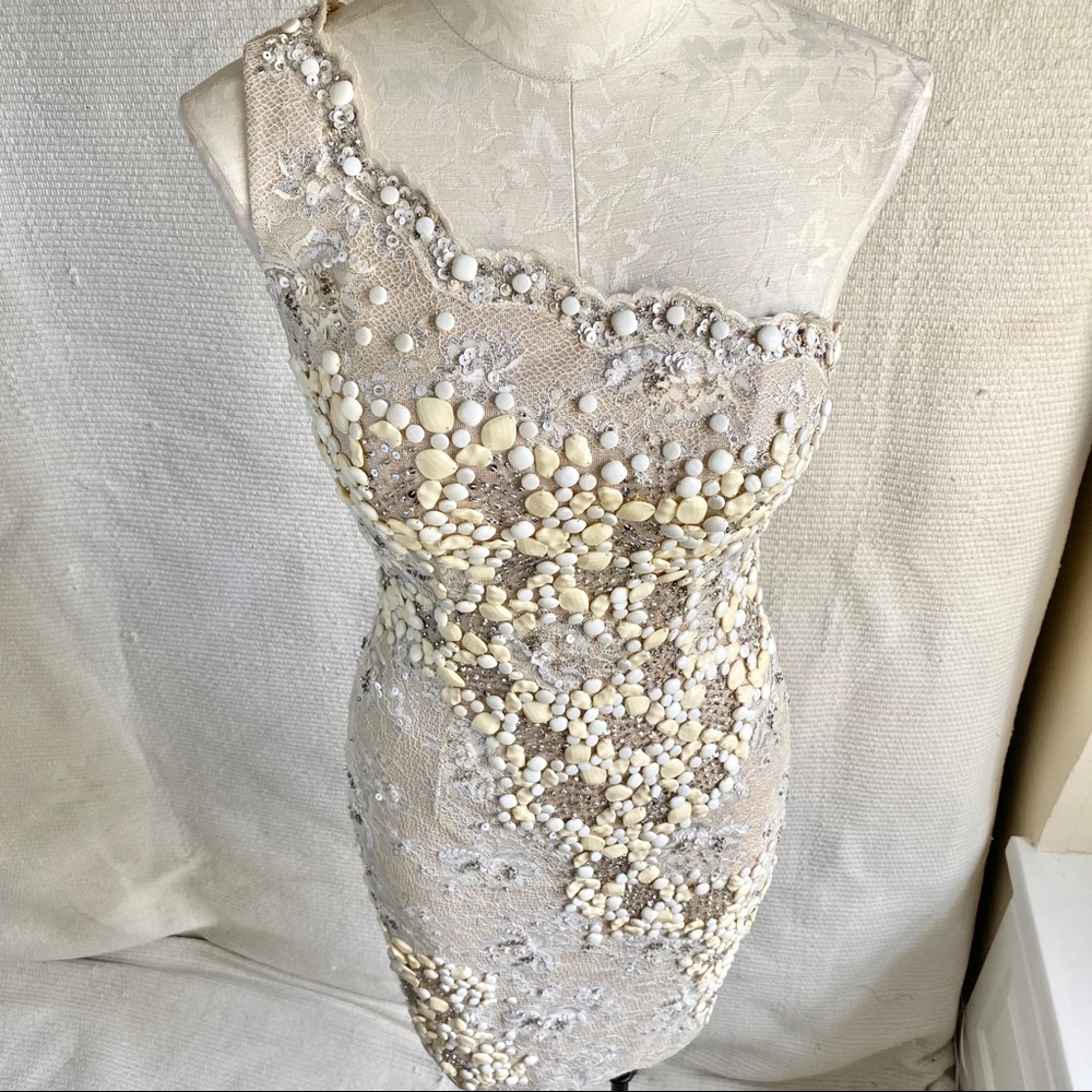Vintage 4/6 Embellished Beaded Lace Formal Dress - Picture 4 of 8